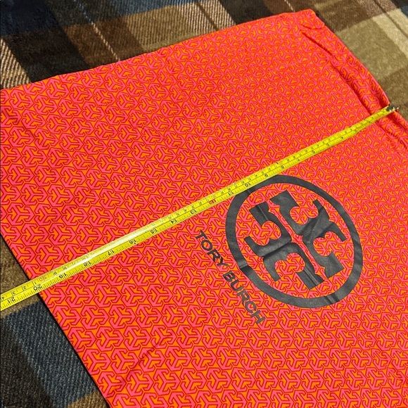 Tory Burch Bright Red Logo Pouch - Picture 6 of 9